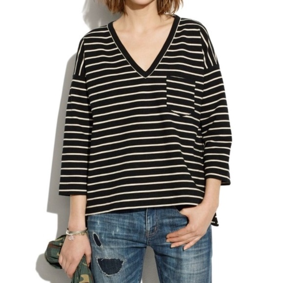 Madewell Tops - Madewell Womens navy v neck size small